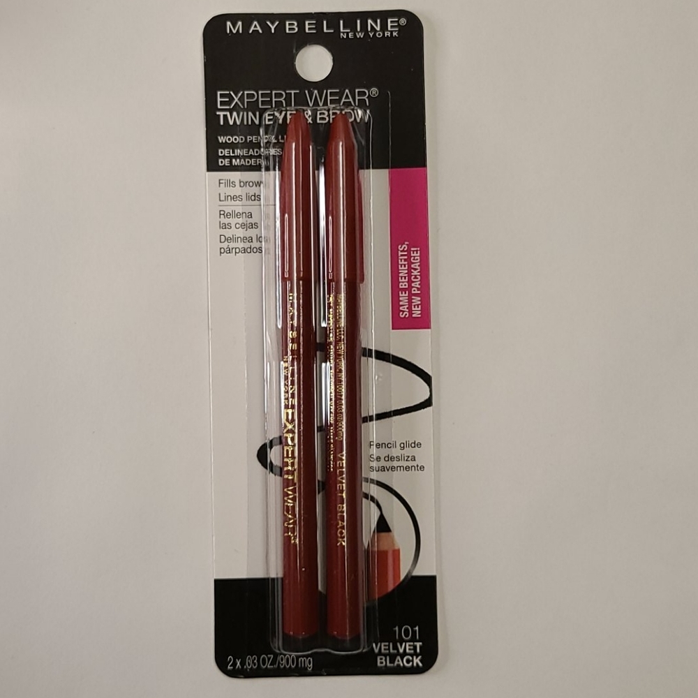 Makeup bundle - Picture 5 of 6
